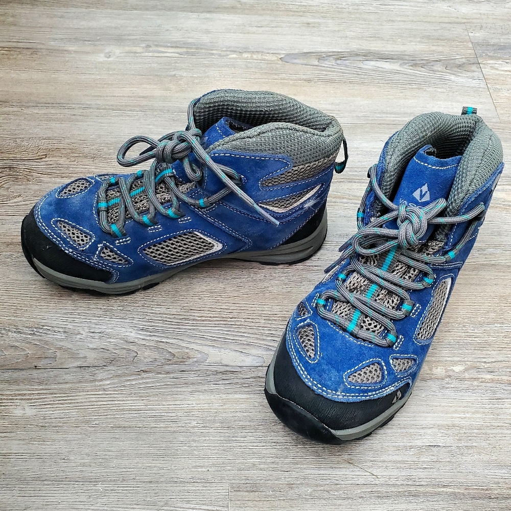Girls hiking boots